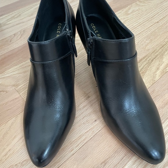 Cole Haan booties, 7.5, BRAND NEW - Picture 2 of 5
